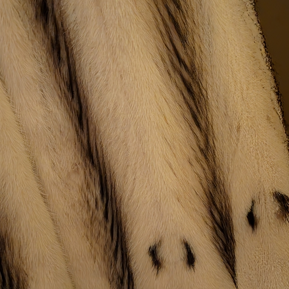 Taking offers ! Was 10k Vintage Mink & Fitch w/Brown Herringbone & circles '80's - Picture 3 of 7